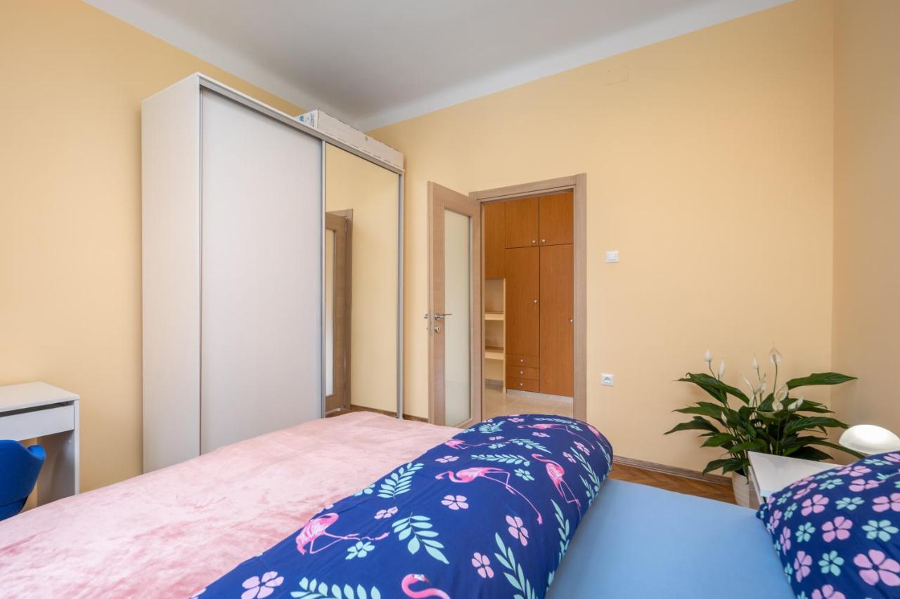 Riviere Luxury Apartment غييكا المظهر الخارجي الصورة